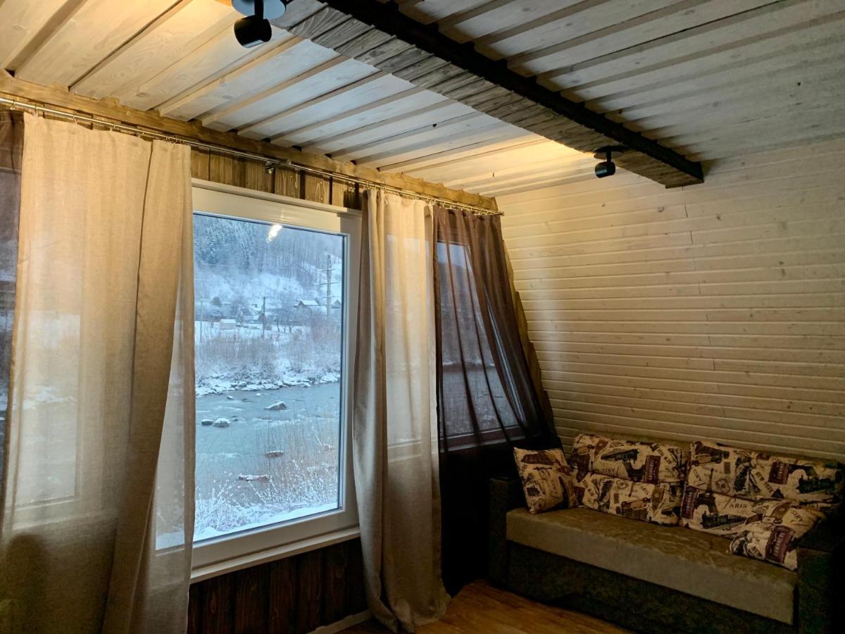 Vip-Domyk Rachiv Exteriör bild