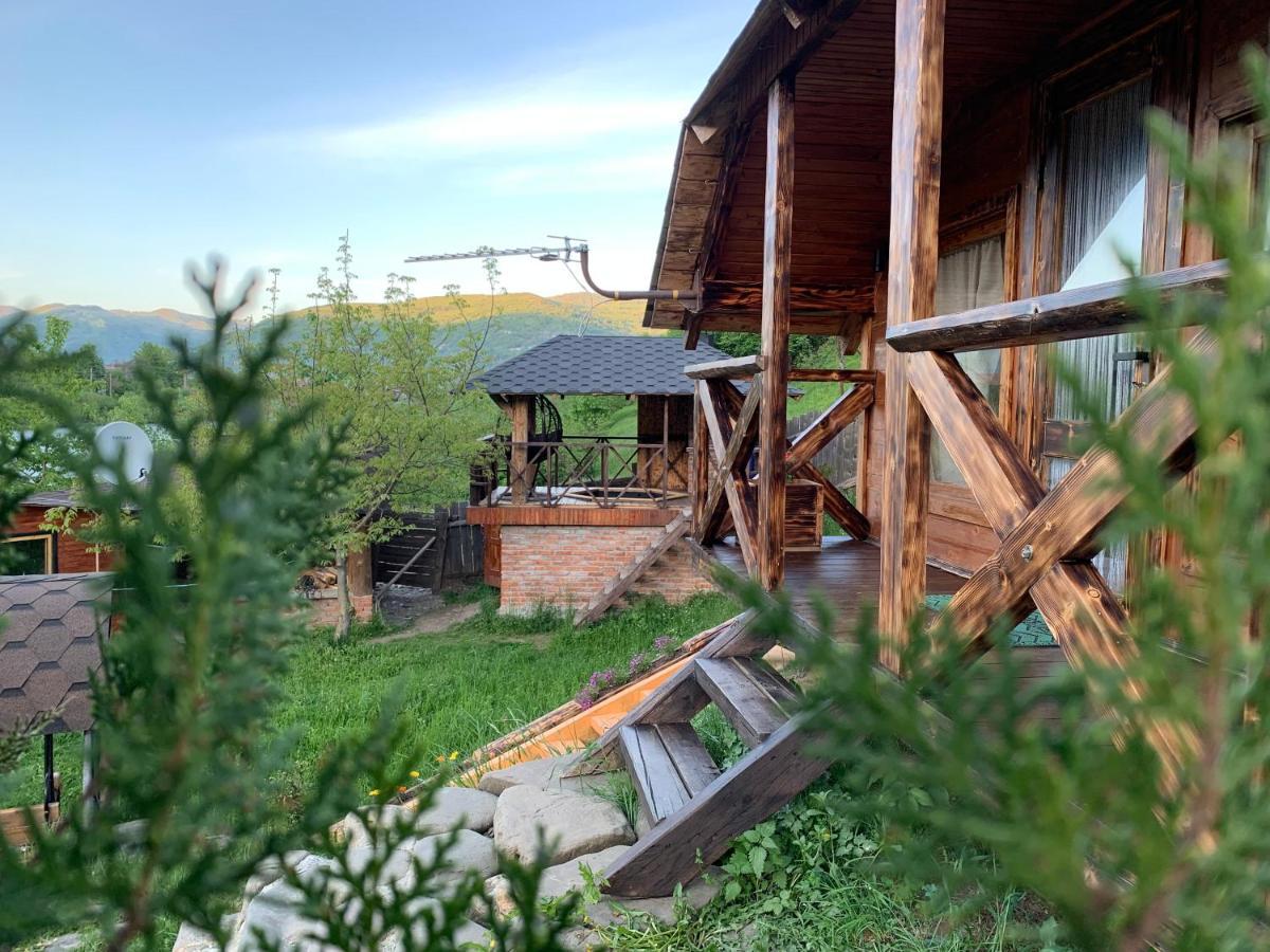 Vip-Domyk Rachiv Exteriör bild