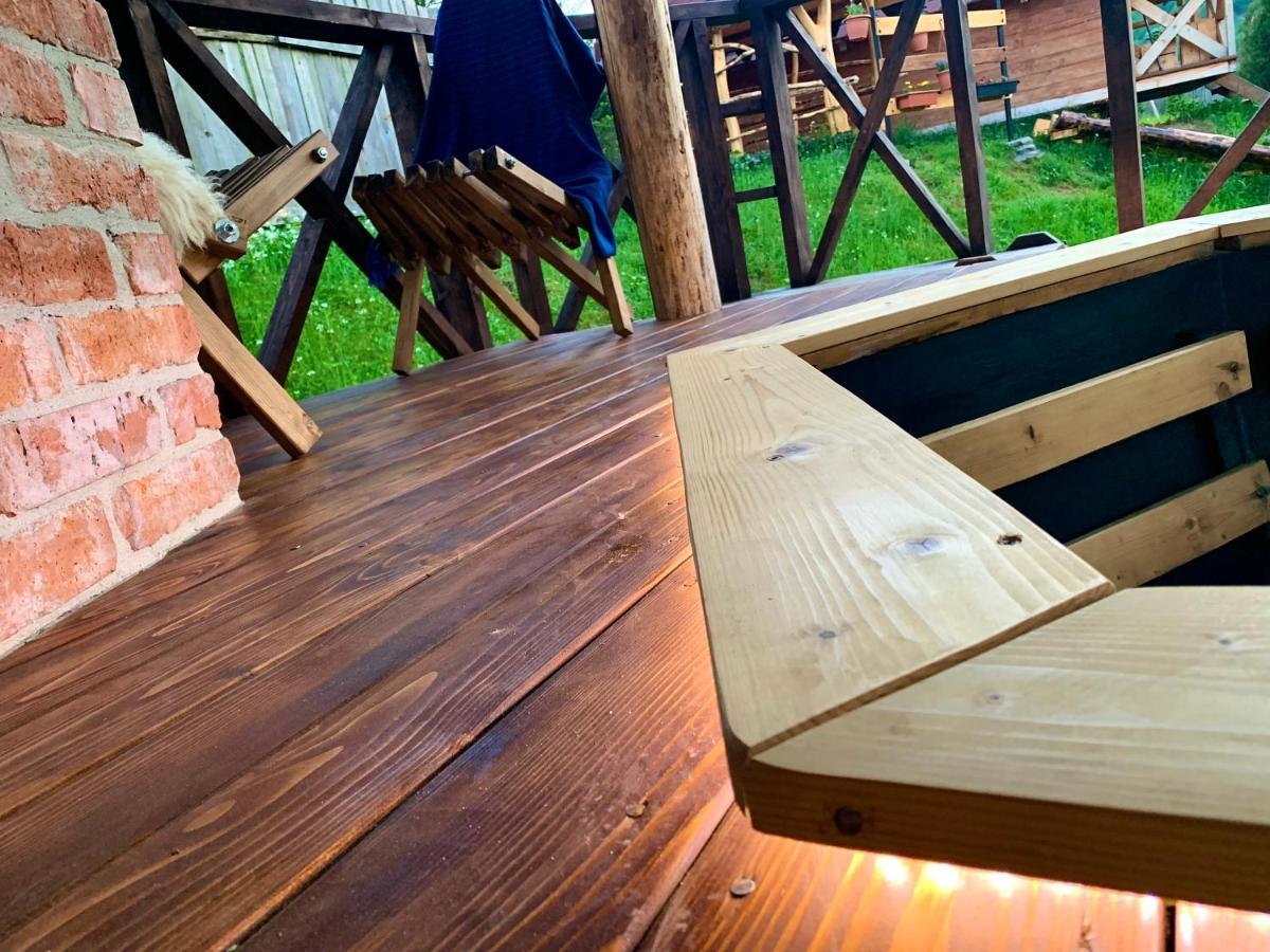 Vip-Domyk Rachiv Exteriör bild