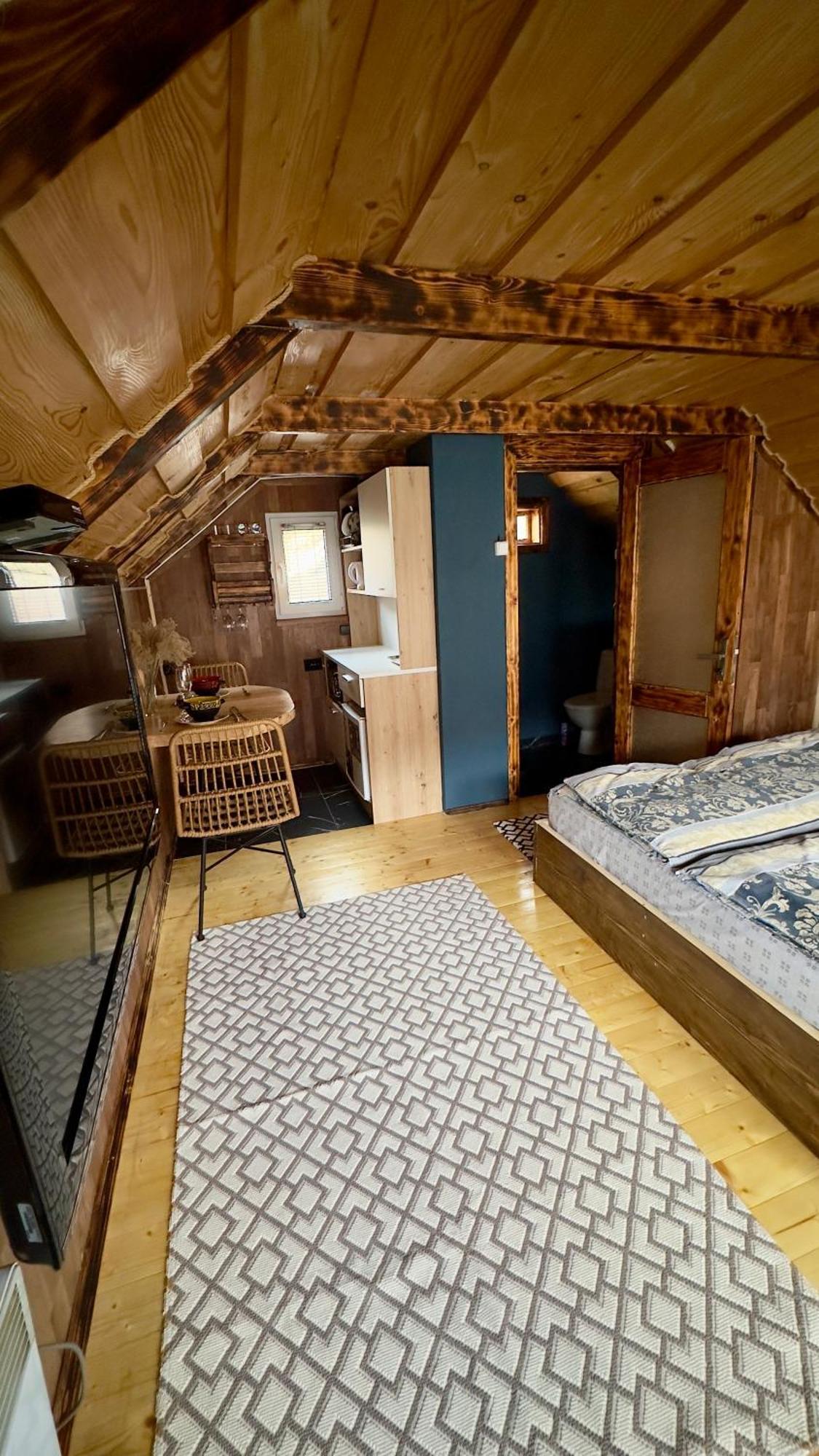 Vip-Domyk Rachiv Exteriör bild